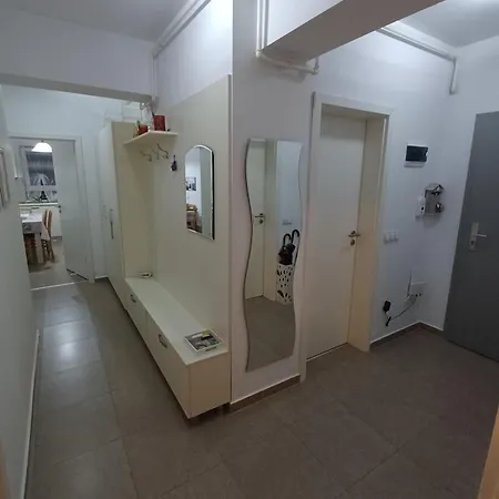 Favorite Apartmet Apartment *