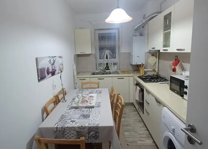 Apartment Favorite Apartmet *